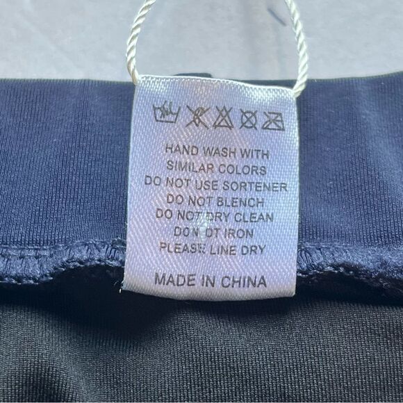 Women's Bikini Bottom Navy Blue Size Large Ruched Sides. High Waist - Picture 4 of 7